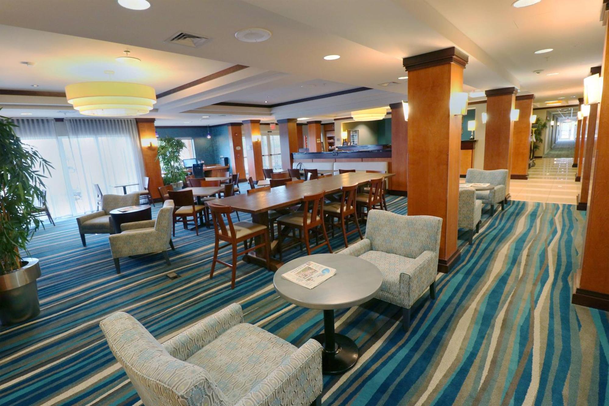 Fairfield Inn & Suites Des Moines Airport Ngoại thất bức ảnh